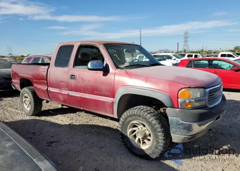 2002 GMC Sierra K2500 Heavy Duty from USA, damaged, VIN 1GTHK29G32E140932